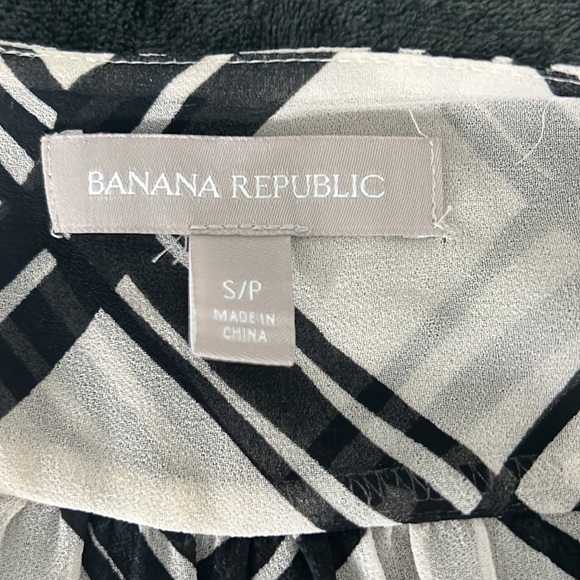 Cute sheer blouse - Picture 4 of 5